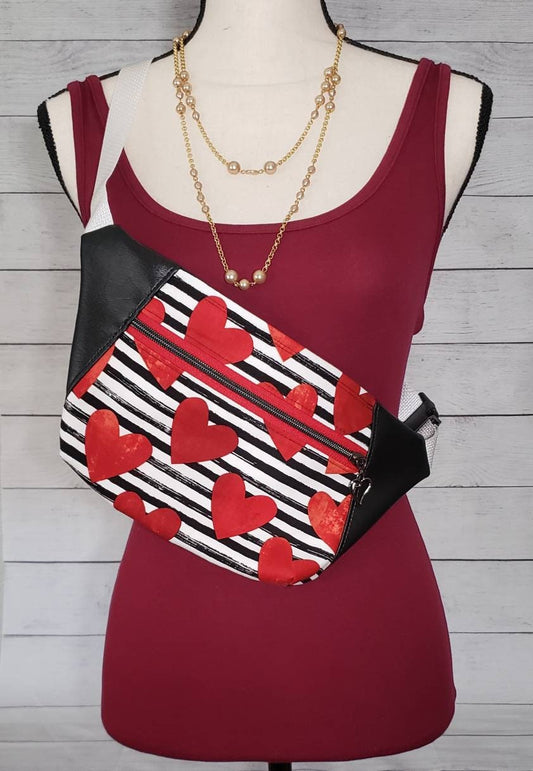 Heart and stripes fanny pack