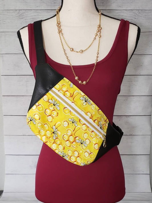 Honey bee fanny pack/ hip bag/ bum bag