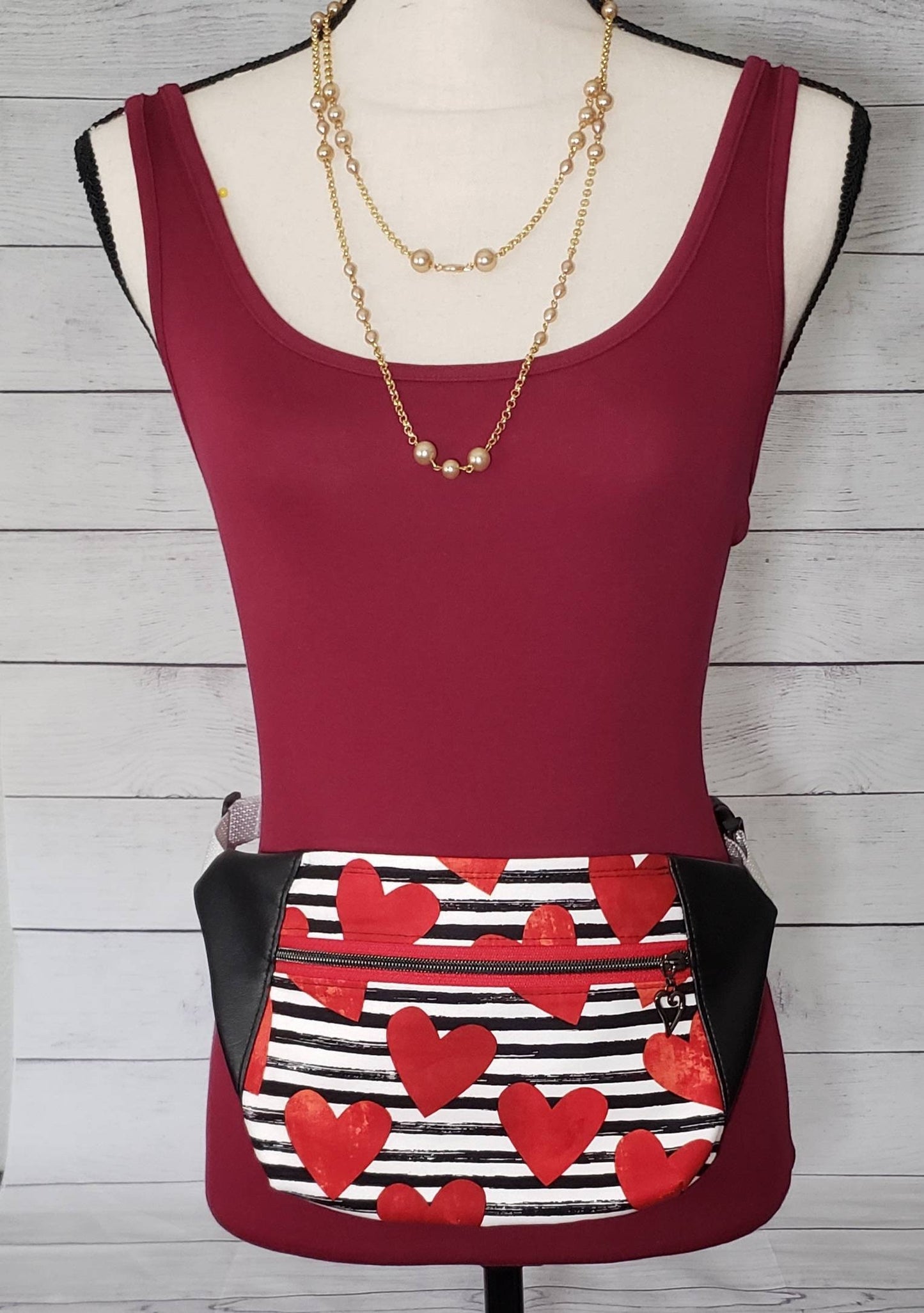 Heart and stripes fanny pack
