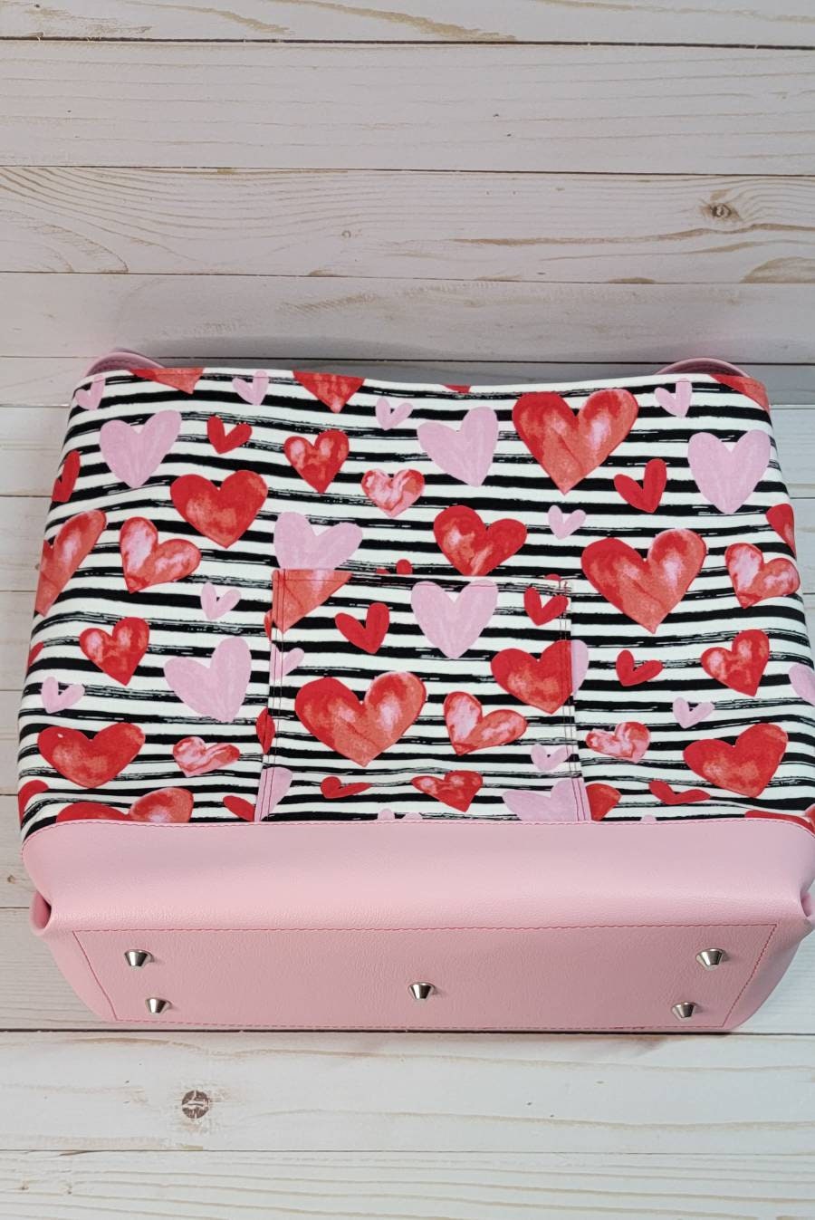 Hearts and stripes// valentine's day// Stephie shoulder bag