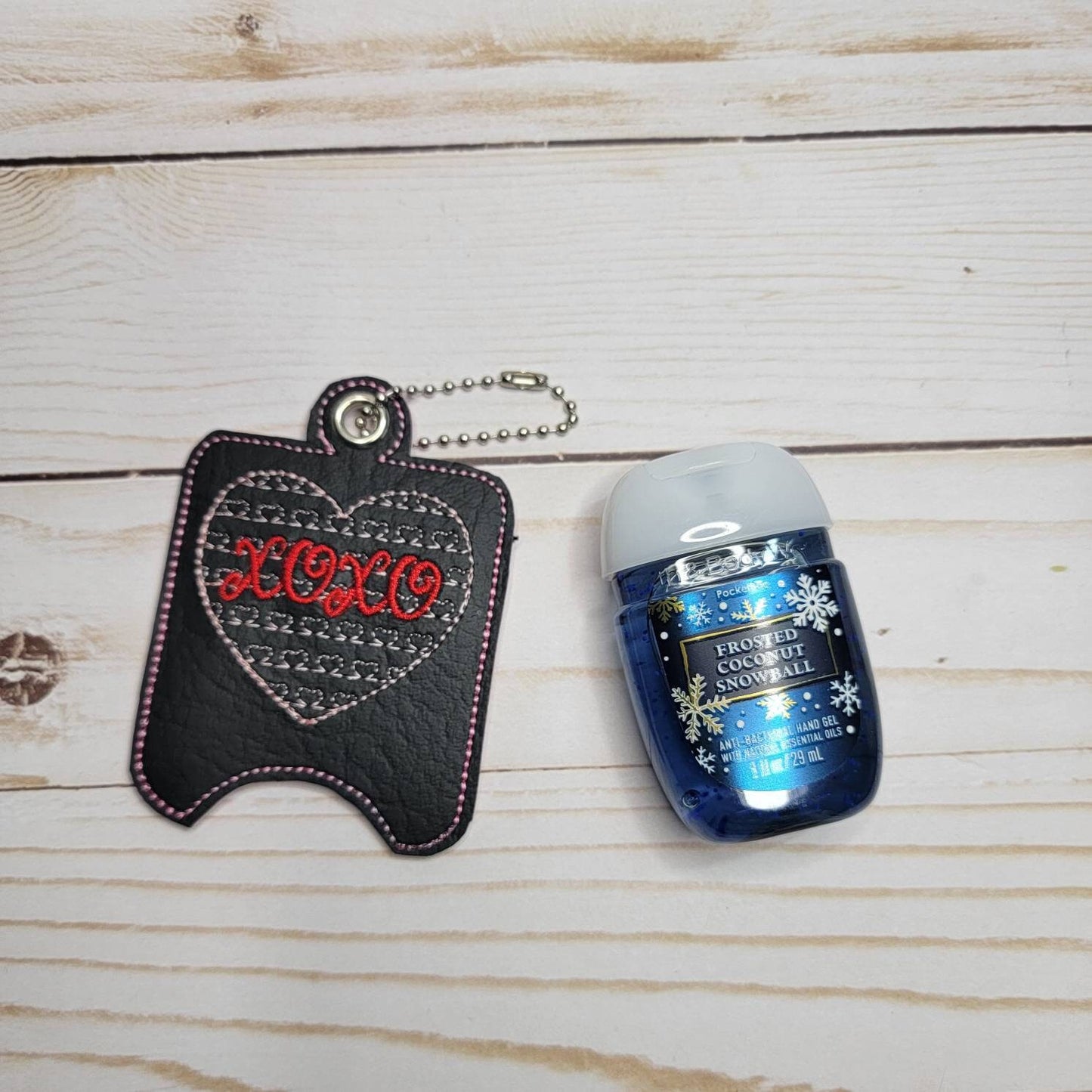 Heart & Xoxo// Hand sanitizer holder/ keychain/ embroidered